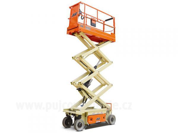 Nůžková plošina JLG 2032E